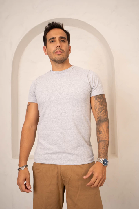 Remera Ajustada De Algodón C/Lycra - tienda online