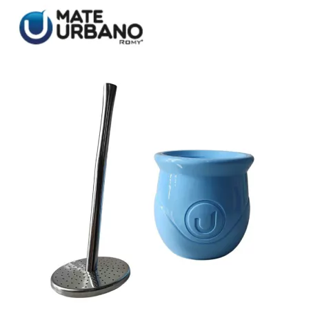 MATE CLAASICO CON BOMBILLA SACAYERBA COLOR CELESTE PASTEL (2011C)
