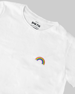 Remera Rainbow en internet