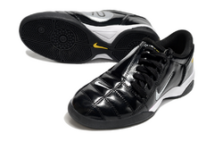 NIKE TOTAL 90 IC na internet