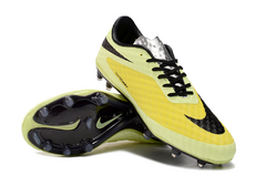 NIKE HYPERVENOM ELITE