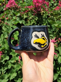 Caneca sapo amarelo e preto - comprar online