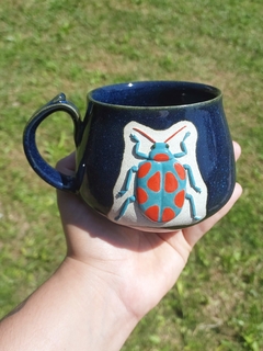 Caneca azul safira besouro verde-água e laranja - comprar online
