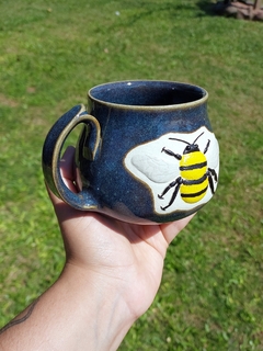 Caneca azul caribe abelha - comprar online