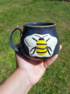 Caneca azul caribe abelha