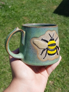 Caneca verde furtacor abelha