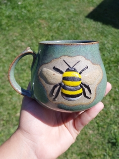 Caneca verde furtacor abelha - comprar online