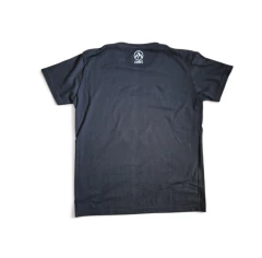 Remera Triángulo en internet