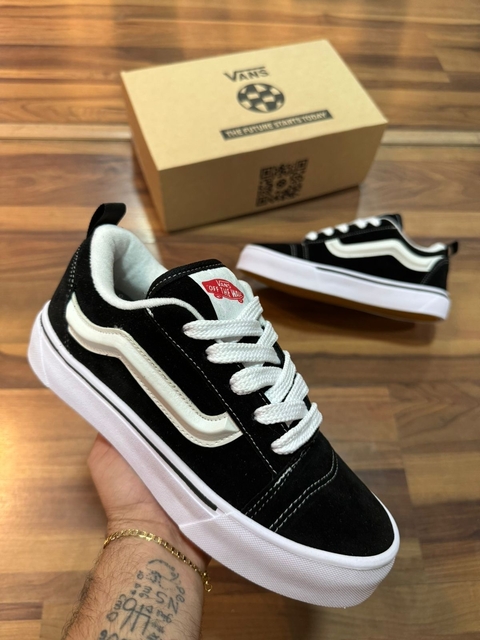 VANS KNU SOLADO ALTO PRETO