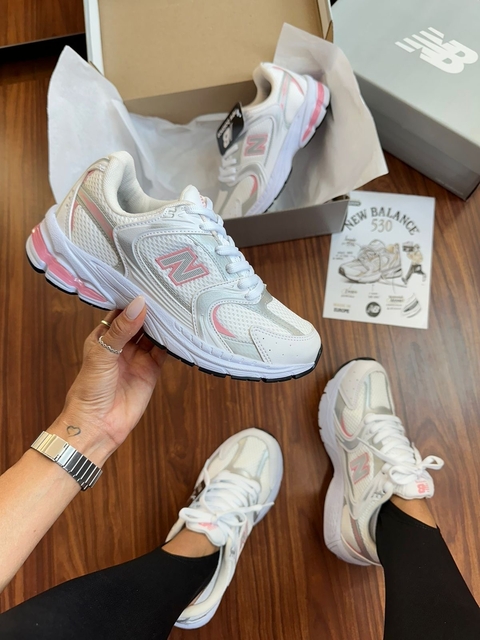 NEW BALANCE 530 BRANCO E ROSA