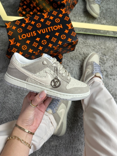 NIKE DUNK X LOUIS VITTON CINZA GLITTER