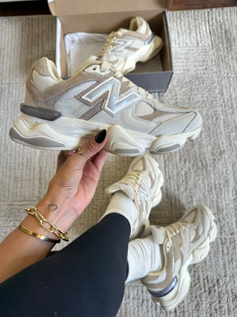 NEW BALANCE 9060 COURO BEGE