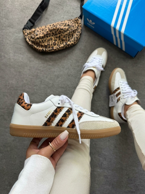 ADIDAS SAMBA FEMININO COURO DETALHE ONÇA - comprar online