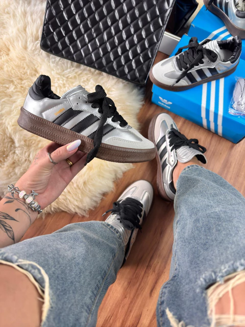 ADIDAS SAMBA PRATA E PRETO XLG - comprar online