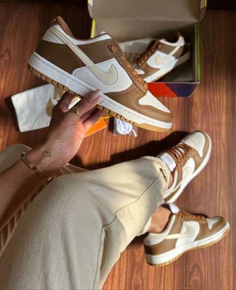 NIKE SB DUNK CARAMELO
