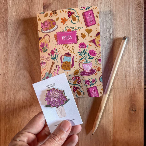 KIT Libreta Tea time Notas + Pin Dalia + Lápiz plantable - comprar online