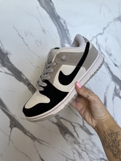 NIKE DUNK GREEN