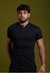 CAMISETA GOLA HENLEY ESSENCIAL PRETO