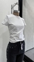 REMERA BÁSICA BABY TEE - Tamaratevezstore