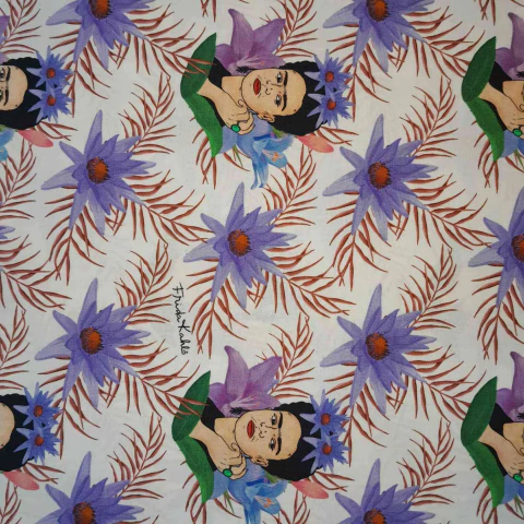 Tricoline Frida Kahlo e Flores fundo branco
