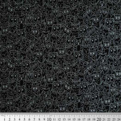 Tricoline Coruja Branco/fundo Preto