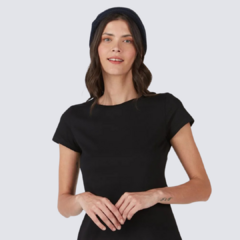 Blusa Básica Feminina Decote Redondo Em Algodão Preto - comprar online