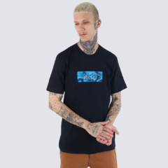 Camiseta Regular MCD Ondas - Preto