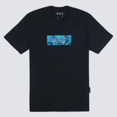 Camiseta Regular MCD Ondas - Preto na internet