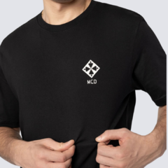 Camiseta Regular MCD Bandana C/ Estampa Costas - Preto - comprar online