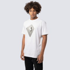 Camiseta Regular MCD Pipa Cromo - Branco