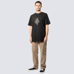 Camiseta Regular MCD Espada Quadrados - Preto