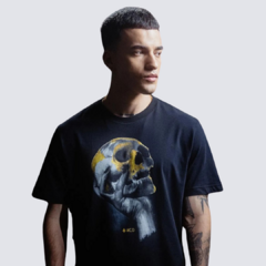 Camiseta Regular MCD Crânio Gold - Preto