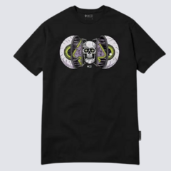 Camiseta Regular MCD Olho Gosma - Preto - comprar online