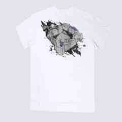 Camiseta Regular MCD Surreal Stones C/ Estampa Costas - Branco - comprar online
