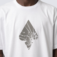 Camiseta Regular MCD Espada Quebrada - loja online