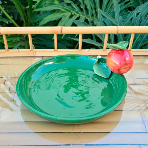 Prato Verde M com Maçã e Folhas