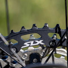 PIÑON A CASSETTE SHIMANO 12V 10-45T SLX M7100 en internet
