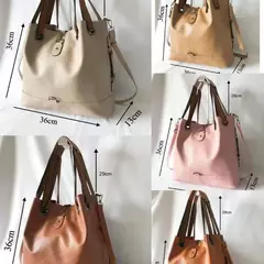 Bolsa Com ilhoes - Qbonitaly Bolsas &  Shoes/Atacado