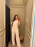 Conjunto Feminino Minimalista com Calça Reta e Colete na internet