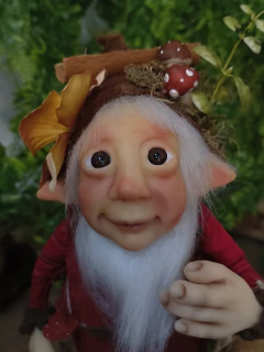 Duende com bebê duende na cestinha - comprar online