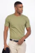Camiseta básica em algodão verde na internet
