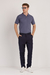 Polo texturizada azul jeans na internet