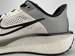 Tênis Nike Quest 6 - Cinza - comprar online