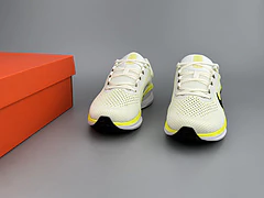 Tênis Nike Winflo 11 - Amarelo - Borja Sports