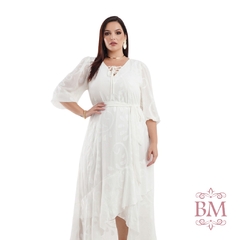 Vestido Longo, Plus, Off, Crepe Yoryu com Textura, Manga ¾, Cinto Fixo, Saia Transpassada, Forro, Dona Charme BM1233O