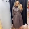 Vestido Plissado, Marron, Crepe, Elástico Cintura, Botão Frontal, Bordado, Amarração Gola, Kauly BM0981