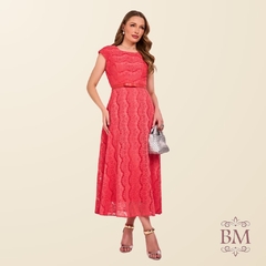 Vestido Midi, Coral, Renda Francesa, Evasê, Manga Japonesa, Forro, Não Aconpanha Cinto, Fascinius , Tam. 42 BM1260