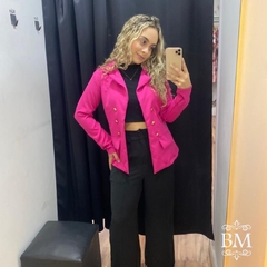 Blazer Comprido, Pink, Alfaiataria, Bolso Fake com Lapela, Botões Dourados Frontal, BM01008R