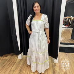 Vestido Longo Branco, Voil Bordado, Aplique Sianinha, Forro, Cinto, Kauly BM1185