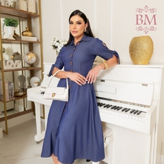 Vestido Mid, Evasê, Viscojeans, Azul, Fechamento Botão, Amarração Manga, Bolso, Rosarrara BM1264 - comprar online